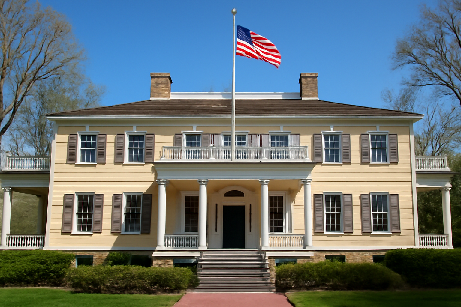 Gracie Mansion's front entrance in New York City on a clear afternoon